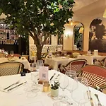 Casa Borghese