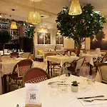Casa Borghese Hotel