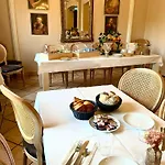 Casa Borghese Hotel 3*