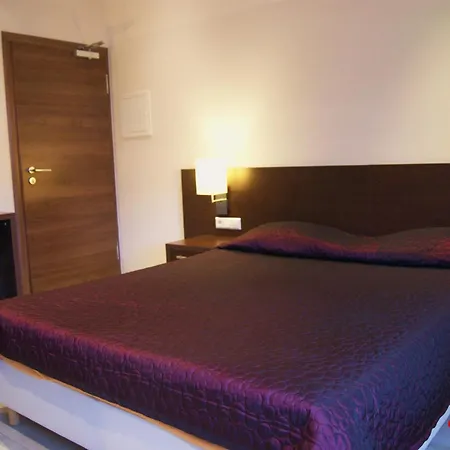 Il Castello Borghese 3* Senningerberg
