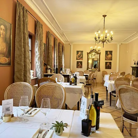 Casa Borghese Hotel