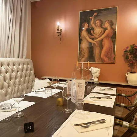 Casa Borghese Hotel